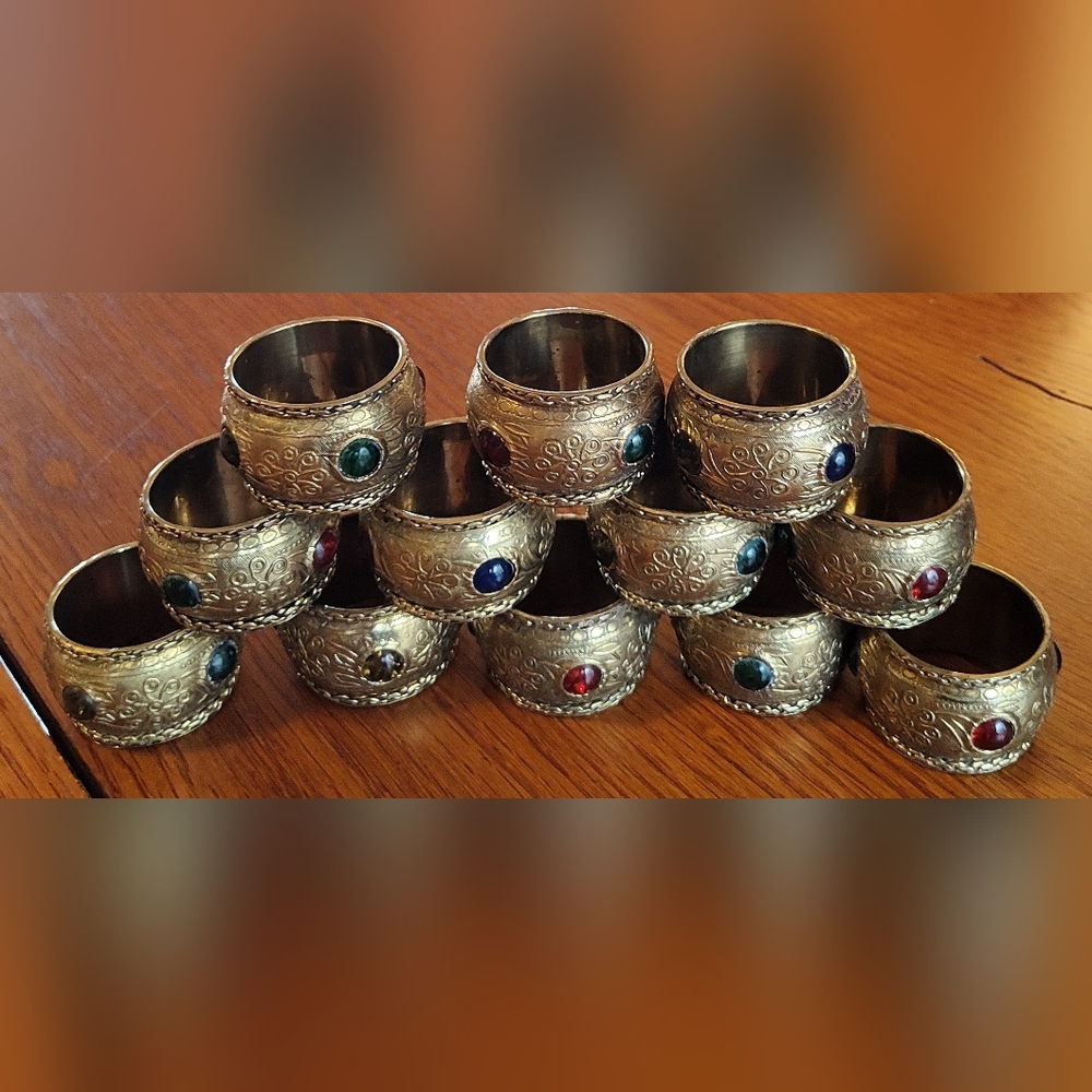 ANTIQUE 1930s Set‎ of Six Anglo Indian Brass Castlecore Napkin Rings Gold Tone